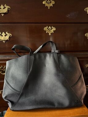 Black Lululemon All Day Tote bag